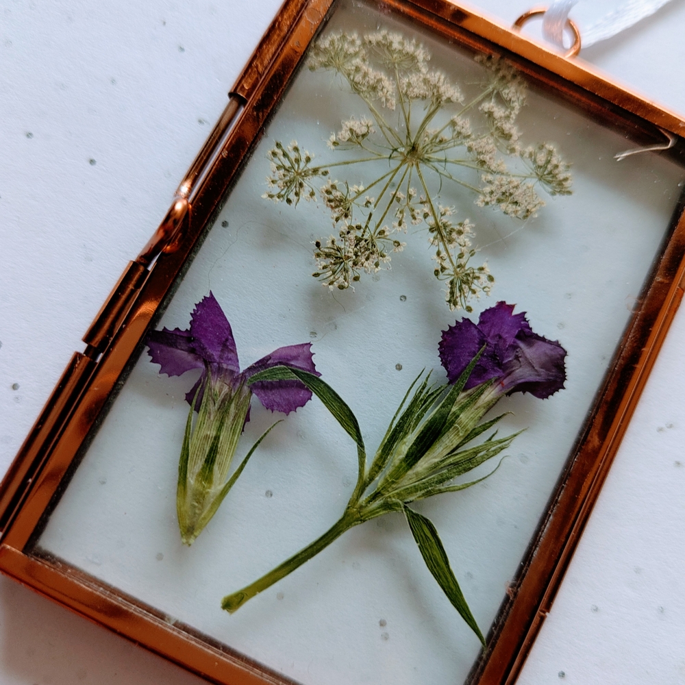 Brass pressed flower art frames - Picture 5 of 5